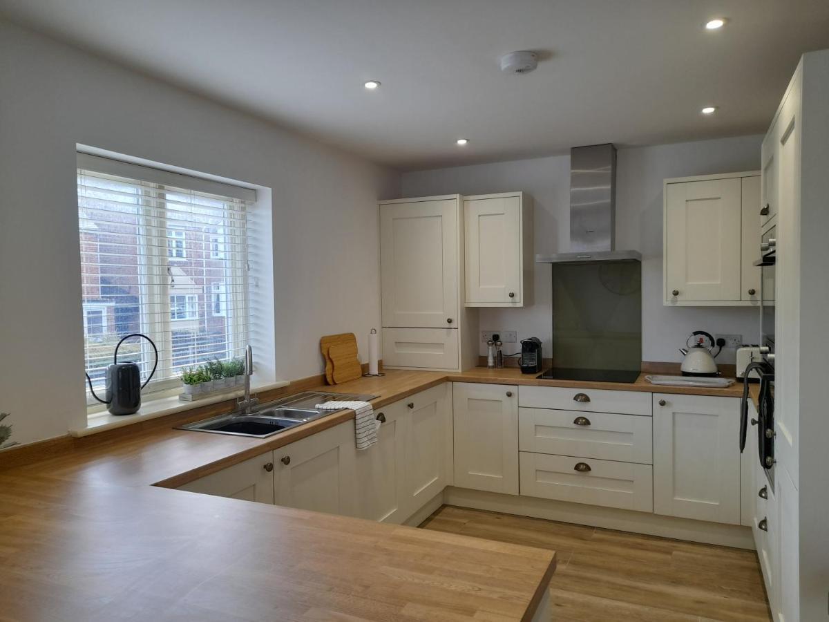 The Stables A Contractor Family 2 Bed Town House In Central Melton Mowbray Esterno foto